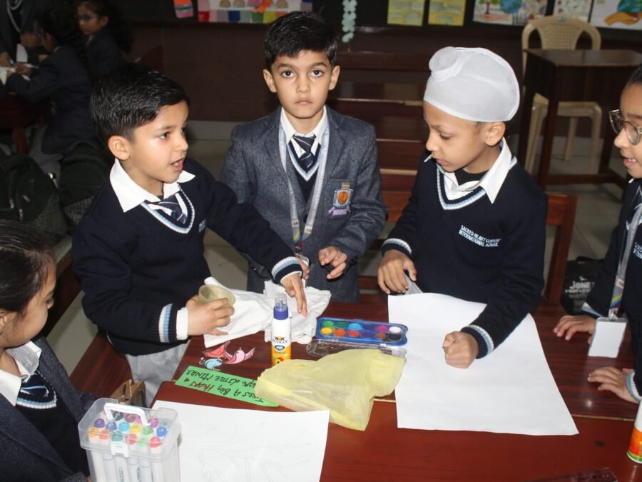 Thanksgiving Day Card-Making Activity at SHCIS