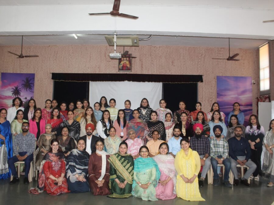 Empowering Educators: Nurturing a Global Mindset